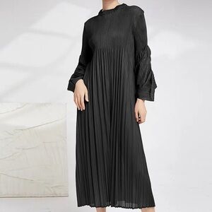 🖤Never worn, lovey dress!🖤